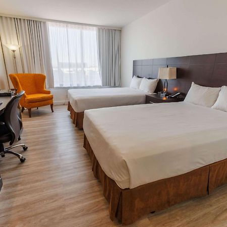 ทราเวลลอดจ์ โฮเทล แอนด์ คอนเวนชัน เซ็นเตอร์ ควิเบก ซิตี้ Hotel ควิเบกซิตี้ ภายนอก รูปภาพ