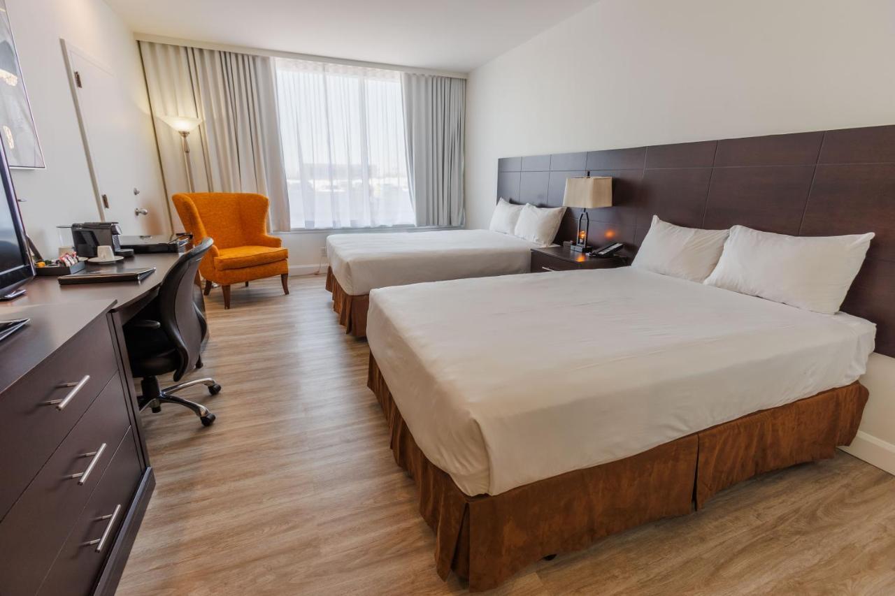 ทราเวลลอดจ์ โฮเทล แอนด์ คอนเวนชัน เซ็นเตอร์ ควิเบก ซิตี้ Hotel ควิเบกซิตี้ ภายนอก รูปภาพ