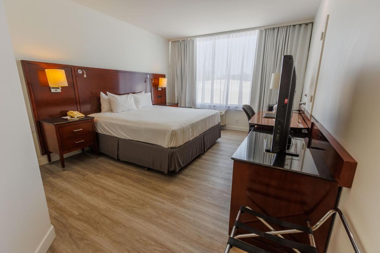 ทราเวลลอดจ์ โฮเทล แอนด์ คอนเวนชัน เซ็นเตอร์ ควิเบก ซิตี้ Hotel ควิเบกซิตี้ ภายนอก รูปภาพ