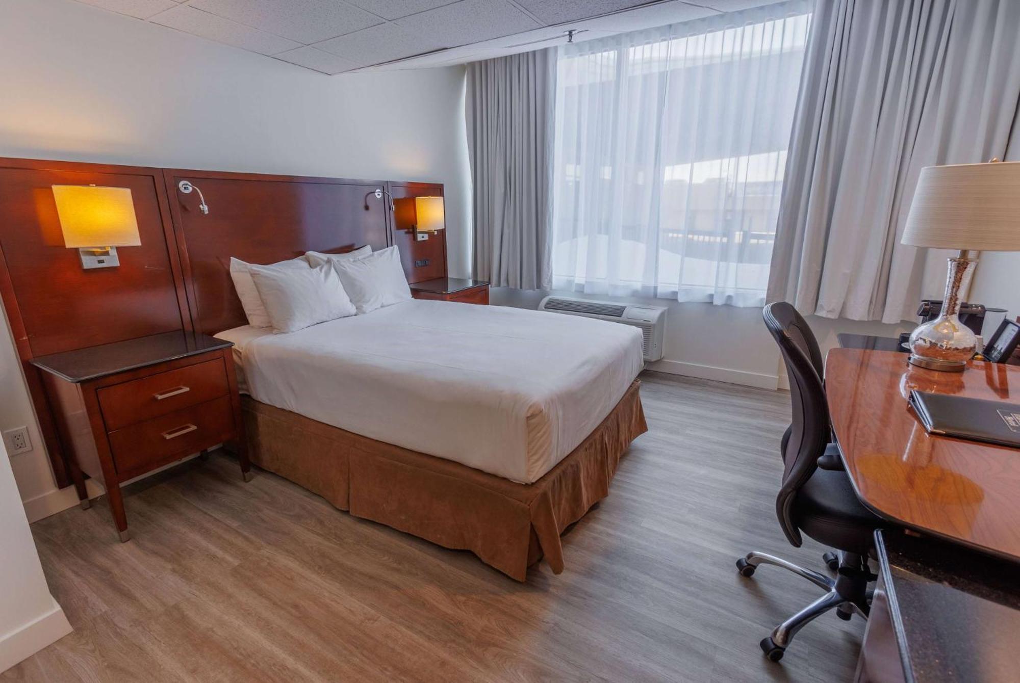 ทราเวลลอดจ์ โฮเทล แอนด์ คอนเวนชัน เซ็นเตอร์ ควิเบก ซิตี้ Hotel ควิเบกซิตี้ ภายนอก รูปภาพ