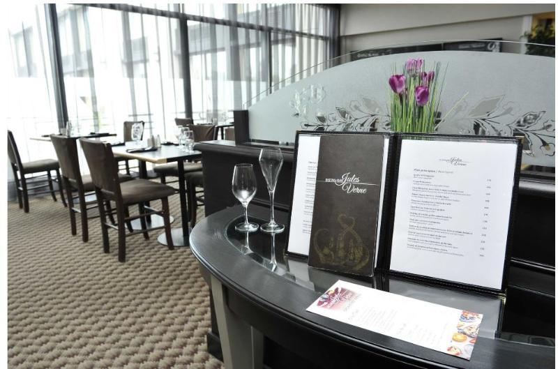 ทราเวลลอดจ์ โฮเทล แอนด์ คอนเวนชัน เซ็นเตอร์ ควิเบก ซิตี้ Hotel ควิเบกซิตี้ ภายนอก รูปภาพ